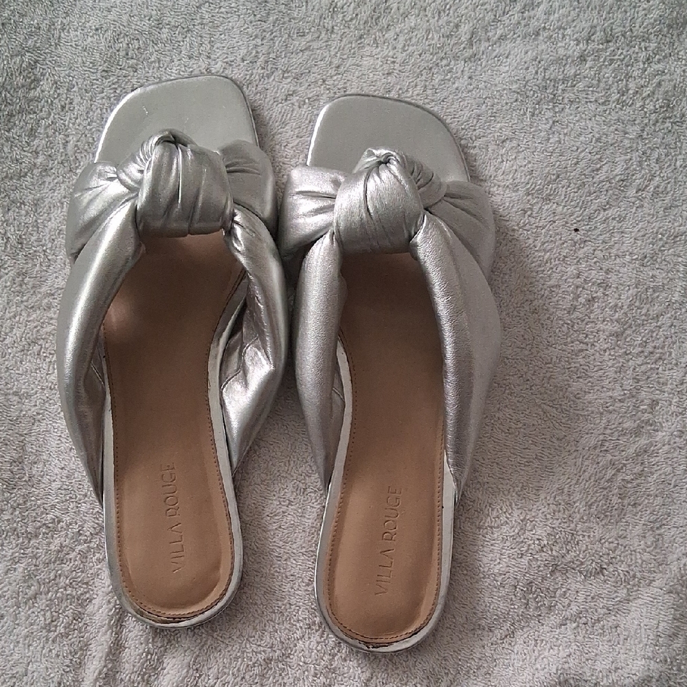 Villa Rouge Silver Women's Flats